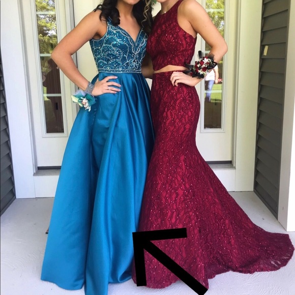 lace halter bodycon dress Flounce Mini DECEMBER 2025 Size:Small (up to 38 chest) and makes this dress CLEMENTINA MAXI DRESS IN